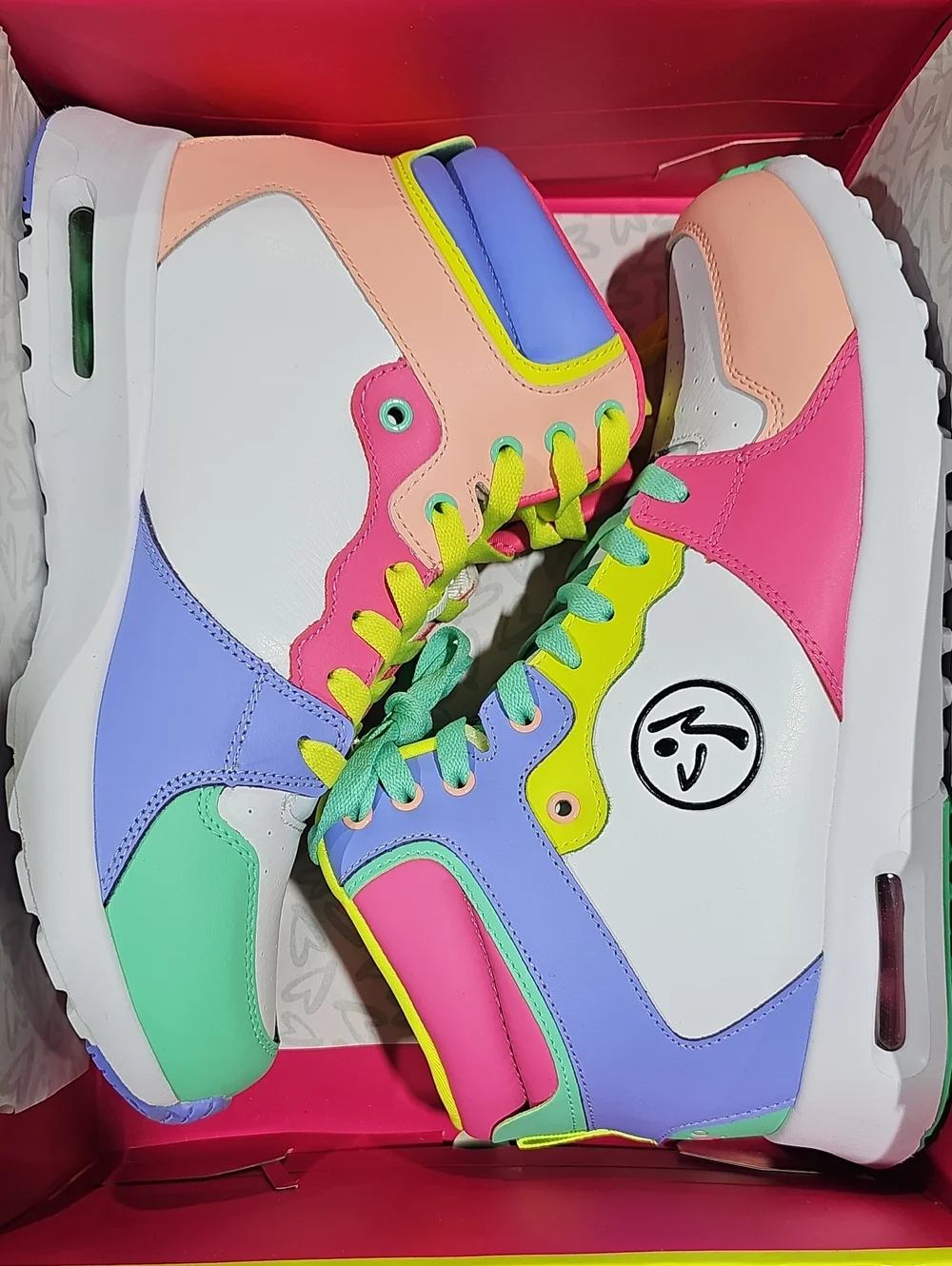Zumba Air Classic High-Multi-10-NEW